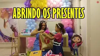 PRESENTES DO ANIVERSÁRIO