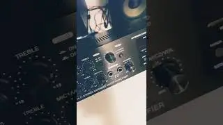 Sunbuck TAV-6188E karaoke amp 