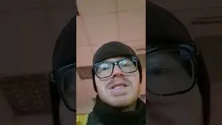 как тупая клиентура яндекс еды издевается над курьером , 