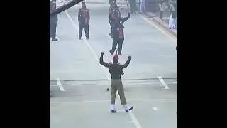 Changing of the guard. Indian-Pakistan border
