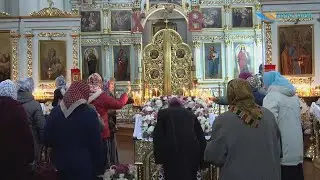 В понедельник православные верующие встретили Покров Пресвятой Богородицы.