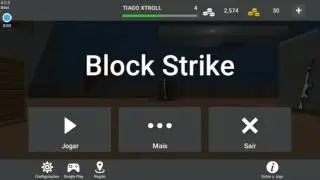 Jogando block strike