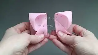 Such cuties😍 A very easy way to make ribbon bows