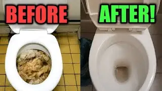 UNCLOG YOUR TOILET WITHOUT A PLUNGER! (BEST METHOD)