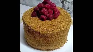 Медовик с черносливом и грецкими орехами. Очень вкусный торт.