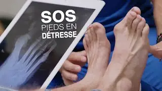 SON PIED GAUCHE FAIT DU 40 ET SON PIED DROIT DU 45 !
