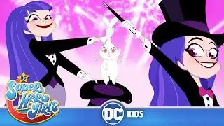 DC Super Hero Girls | Magic In The Air 🪄 | @dckids