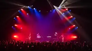 Новогодняя дискотека 90-х и 00-х в RED ARENA