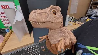 Jurassic Park Real FX Baby T-Rex Animatronic Dinosaur Puppet
