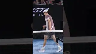 AMAZING point and HUGE crowd reaction! 😱