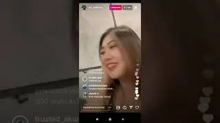 Aini Zhafara Live Mendesah, Bikin Puas Kakek Tua.