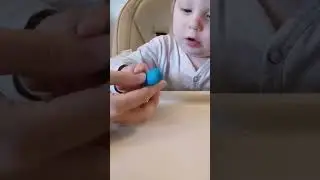 Учимся катать колбаску из пластилина с 1 года 