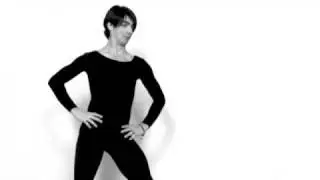 Joe Jonas Dances to Single Ladies