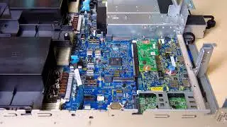 Lenovo ThinkSystem V3 2U removing a 7mm drive backplane and drive cage