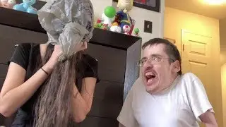 MY GUEST 👧🏻 - Ricky Berwick