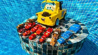 Looking for Disney Pixar Cars On the Rocky Road : Lightning McQueen, Mater, Dinoco McQueen, Mack