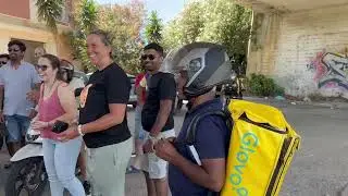 Protesta a Olbia: i rider di Glovo in sciopero, radunati in via dei Lidi per rivendicare i diritti