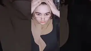 jilbab kacamata cantik pamer itunya di live IG
