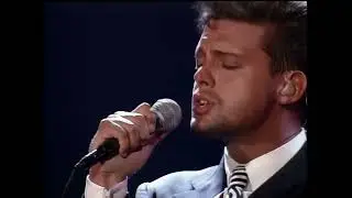 Luis Miguel - Hasta Que Me Olvides (En Vivo) [4K Remastered]