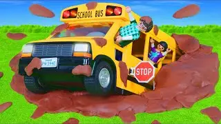 School Bus goes to the Car Wash for Kids