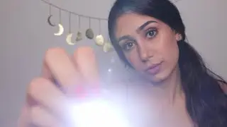 ASMR | Follow The Light (Close Up Whisper, Hand Movements, Word Repetition)