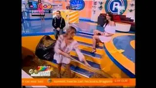 Oops OnTV Game Show - country girl have a big heart -)