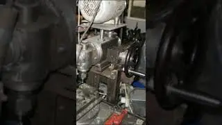 Самодельный токарно-фрезерный станок интересной конструкции / Homemade lathe milling machine 