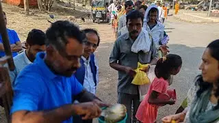 Donate to Needy 98: Celebrating Diwali by distributing food and sweets through D2N family