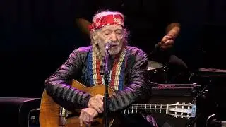 Willie Nelson Roll Me Up & Smoke Me Sept 7 2024 Tinley Park Il nunupics