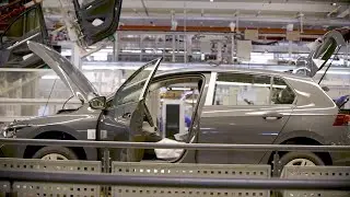 VW Golf 8 Production Line