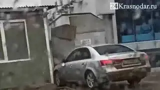 С топором на машину