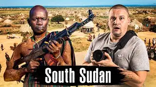 Inside the wildest places of Africa / Tribal warfare in the wild jungle / South Sudan /