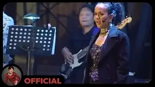 ဇော်ဝင်းထွဋ် + ထွန်းအိန္ဒြာဗို - ကိုယ်တို့ဝေးနေမိုင်ပေါင်းကုဋေ (Live)