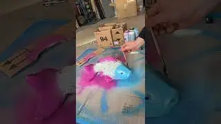 Fisch Skulptur mit Graffiti